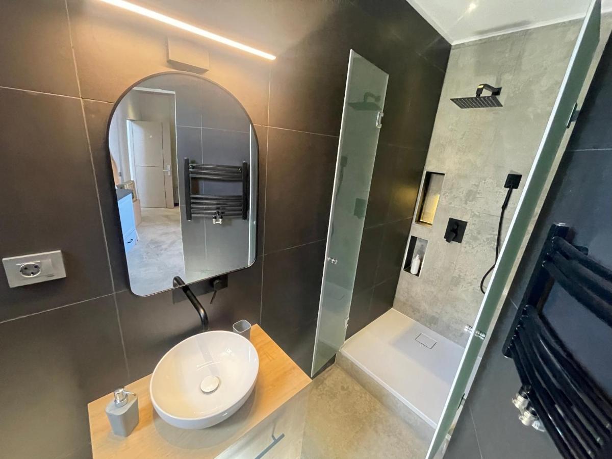 Engels Apartment Cluj-Napoca Ngoại thất bức ảnh
